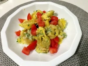 Tortellini mit Zitronen-Kräuter-Pesto