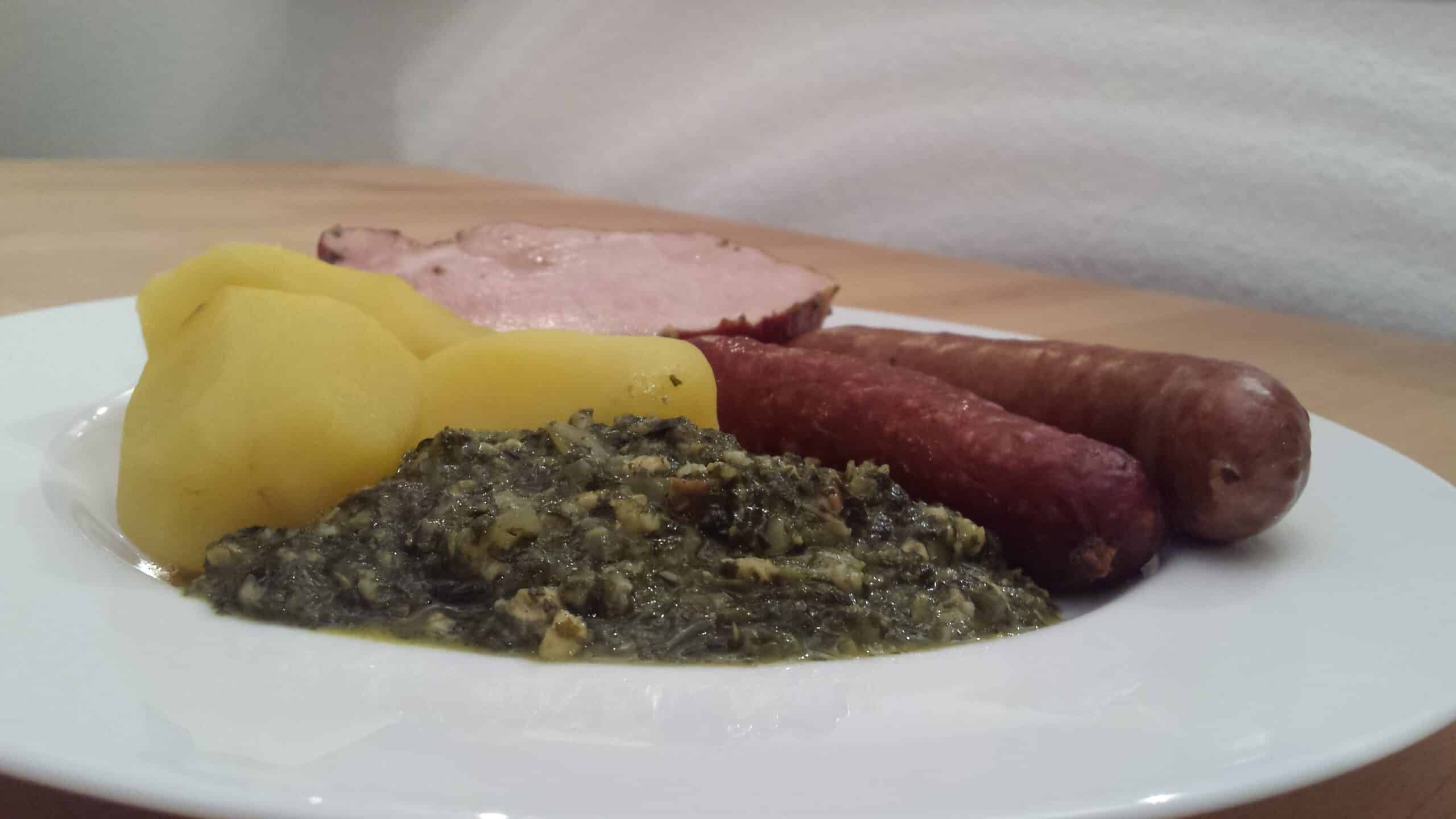 traditioneller Grünkohl mit Bremer Pinkel