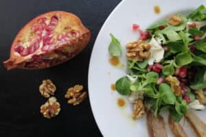 Granatapfel-Salat mit karamellisierten Birnen