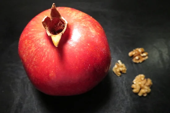 granatapfel-salat_mit_karamellisierten_birnen_2k Granatapfel-Salat mit karamellisierten Birnen_2