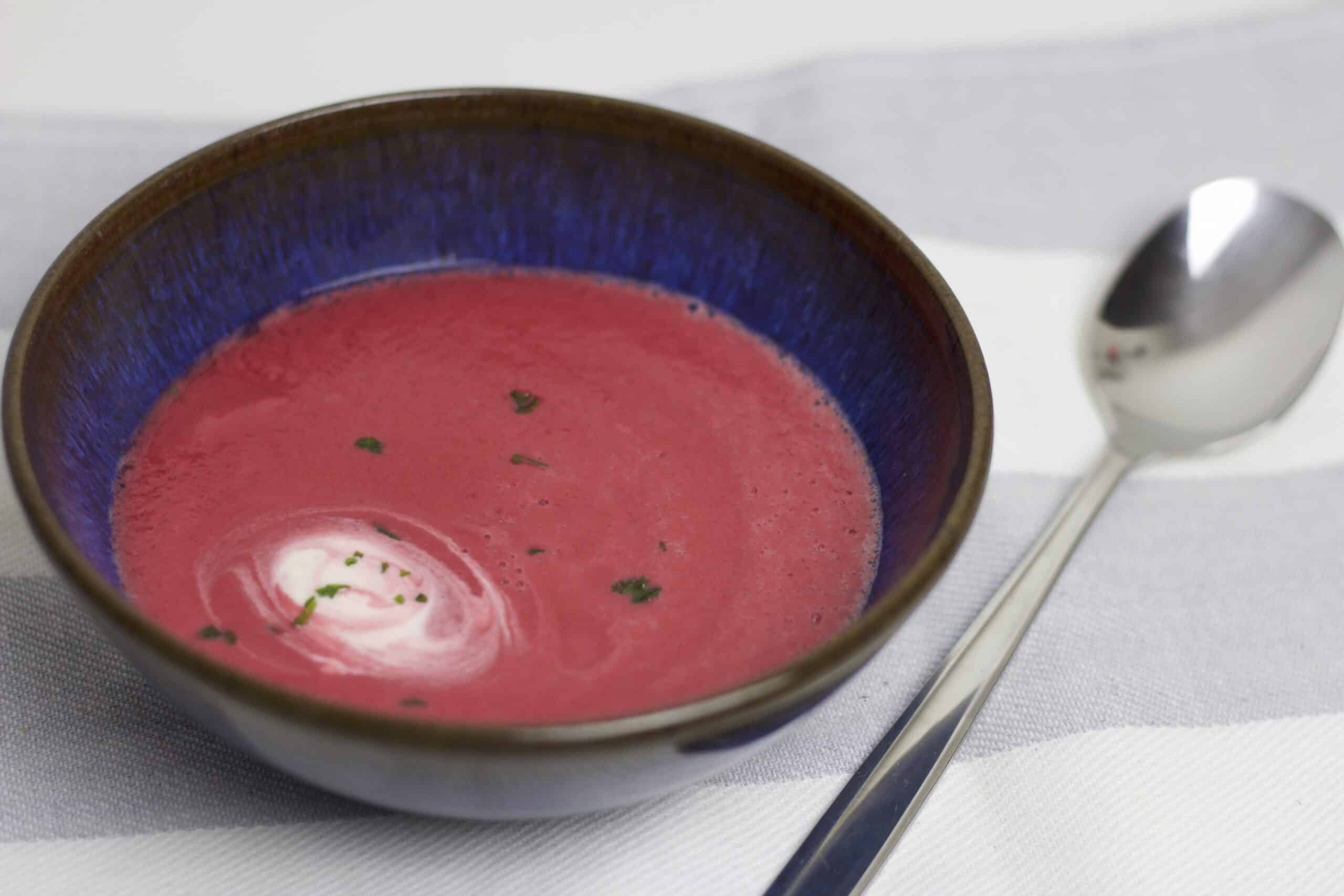Kokos-Rote-Beete-Suppe