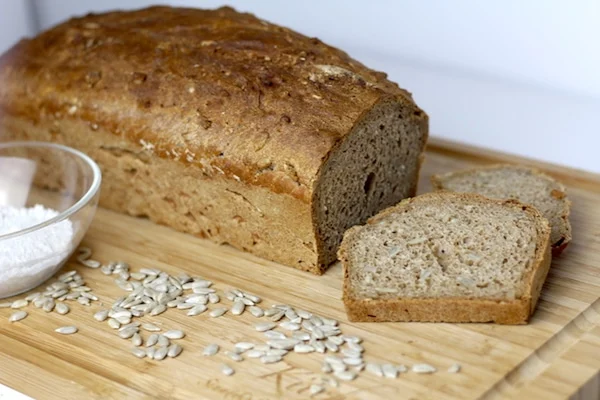 Vollkornbrot ohne Sauerteig